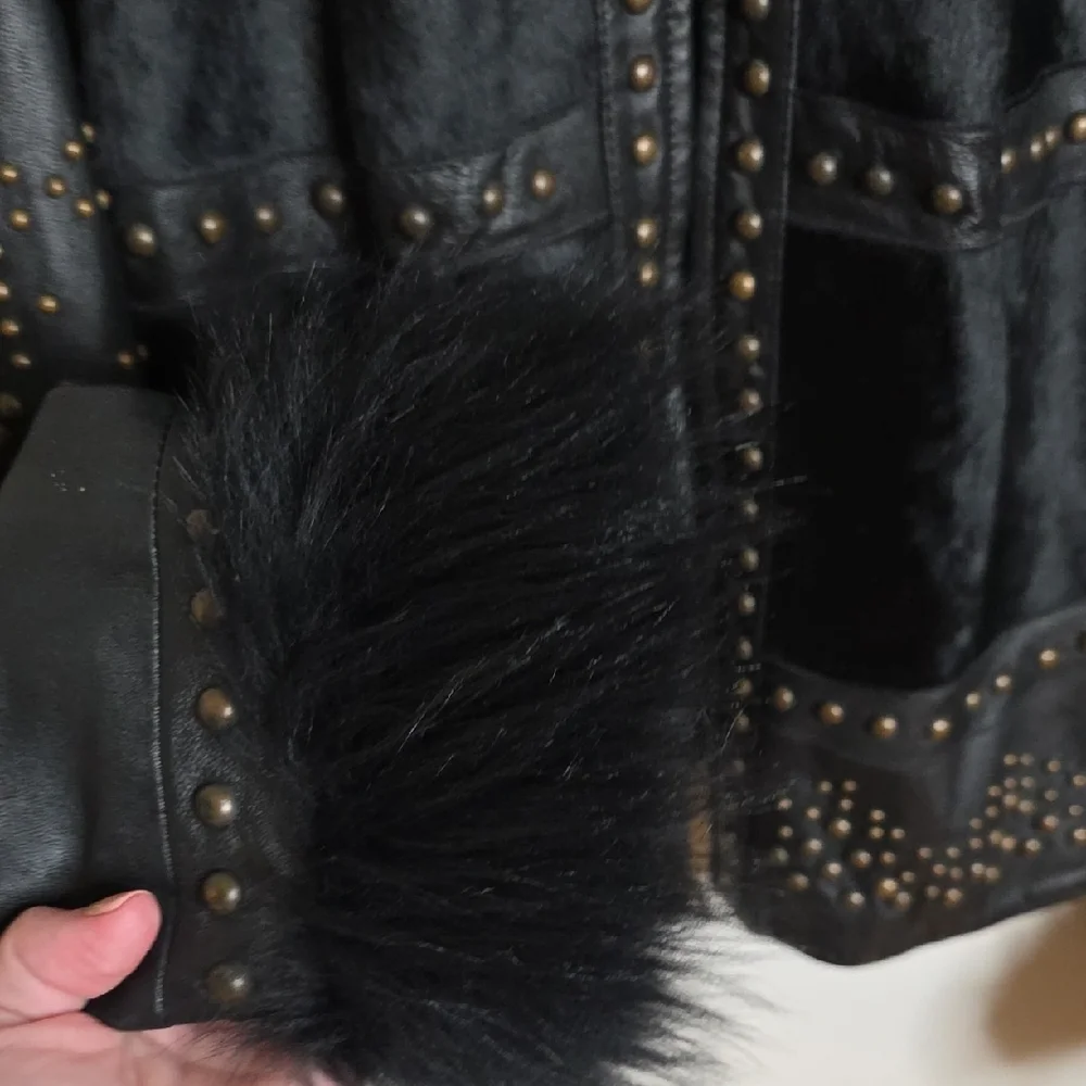 Cache Vintage Black Leather Jacket with Studs and Fur Sz 12 - Picture 4 of 14
